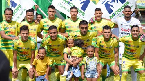 DT de Guastatoya no ir&aacute; al sorteo de la Concacaf, el alcalde s&iacute; 