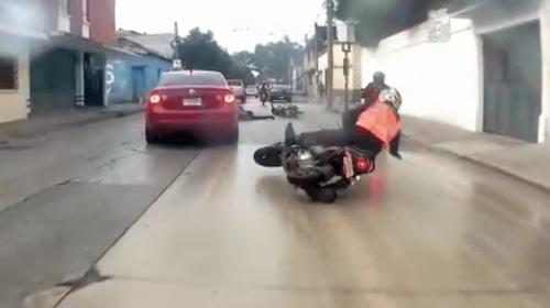 Video: motorista se salva de ser atropellado en zona 1