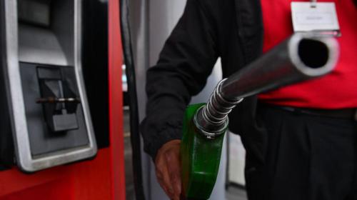 Baja el precio del petróleo: ¿bajará la gasolina en Guatemala?