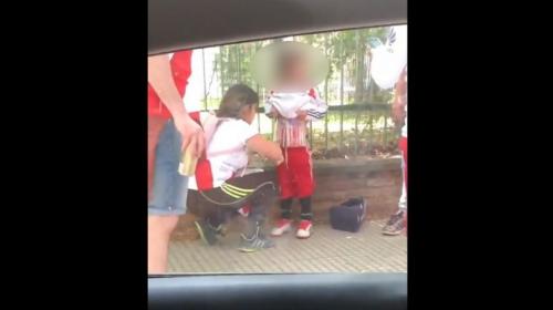 Mujer recibe condena por adherir bengalas a cuerpo de su hijo