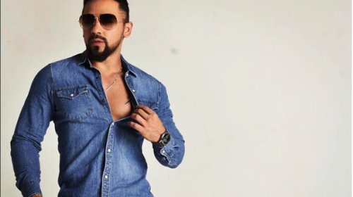 Conductor de televisi&oacute;n genera pol&eacute;mica por "sugerente" foto