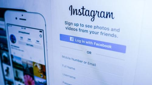 As&iacute; puedes enga&ntilde;ar a Instagram y subir fotos desde tu computadora