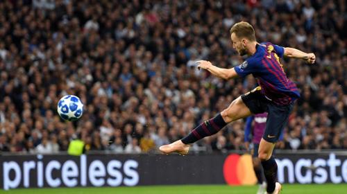 La UEFA elogia el espectacular gol de Rakitic