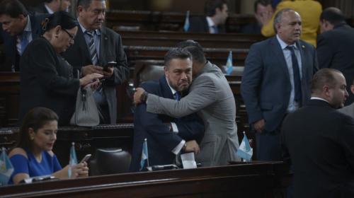 TSE advierte a Javier Hernández por campaña anticipada