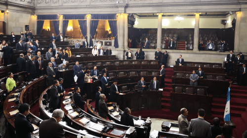 Las pol&eacute;micas propuestas que interrumpieron reformas electorales