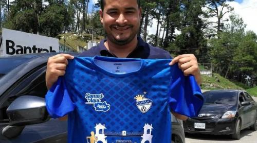 Suspenden seis meses a Tránsito Montepeque por aruñar al árbitro