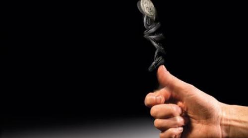 Video: eligen a alcalde en Per&uacute; lanzando una moneda al aire 