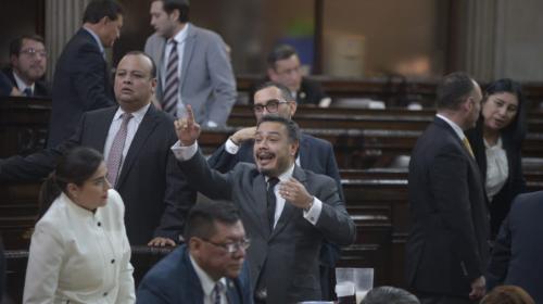 Diputados mantienen con inmunidad a Jimmy