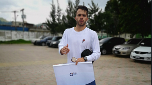 Operan con éxito a Rodrigo Saravia en Costa Rica