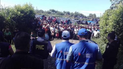 Denuncian estructura criminal que usurpa tierras en la Costa Sur