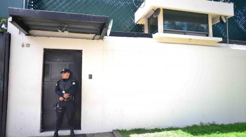 Sala admite amparo en favor de funcionarios de la CICIG 