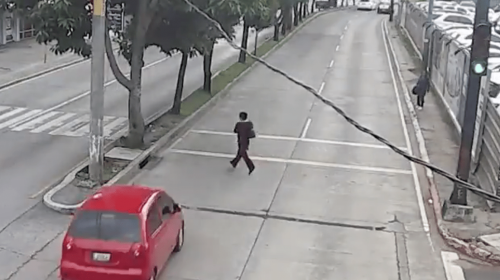 Video: atropellan a una mujer en zona 10