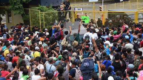 Esto dice el Mingob tras el nuevo enfrentamiento con migrantes