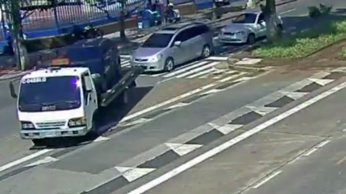 Piloto causa accidente y sigue su marcha como que no pasó nada