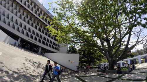 La Biblioteca Central de la Usac abrir&aacute; 24 horas desde este lunes