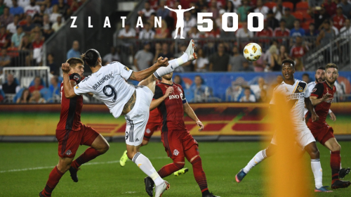 Zlatan Ibrahimovic llega a 500 goles con una jugada a lo karateka