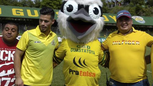 Video: así presentó el campeón Guastatoya a su flamante refuerzo