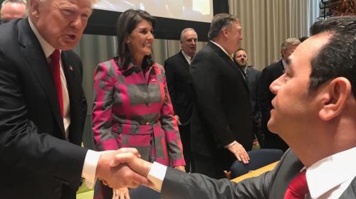 Trump y Jimmy "intercambian ideas", dice Gobierno a breve saludo