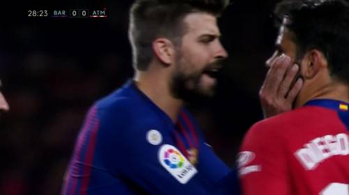 El gesto de Piqu&eacute; para calmar a Diego Costa tras su expulsi&oacute;n