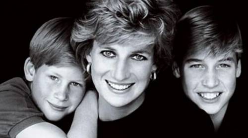 Revelan la "peque&ntilde;a" herida que caus&oacute; la muerte de Lady Di