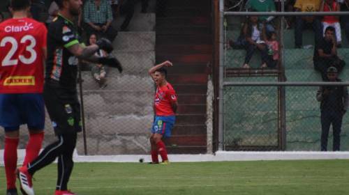 Hagen se luce, Méndez hace un golazo y Municipal es nuevo líder