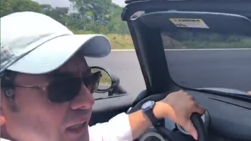 Jimmy Morales usó el carro de su hijo que tiene multas sin pagar