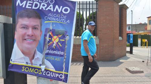 Medrano est&aacute; inscrito a pesar de ser investigado por lavado