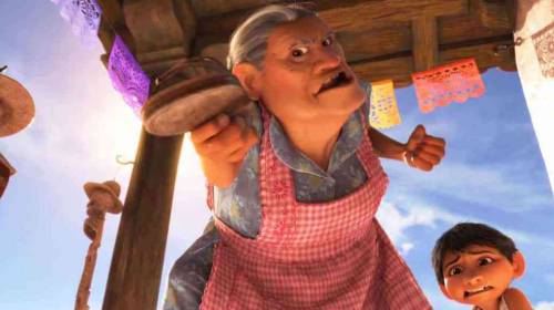 Aprueban "Ley Anti-Chancla" que prohibe pegarle a los ni&ntilde;os