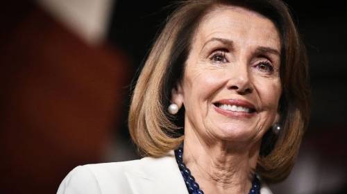 Esto hizo la congresista Nancy Pelosi en su visita a Guatemala