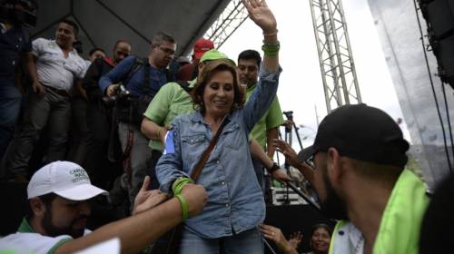 Juez ubica a Sandra Torres en residencia, pero ella jamás salió