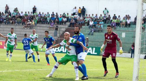 El campeón Antigua vence a Mixco en un emocionante partido