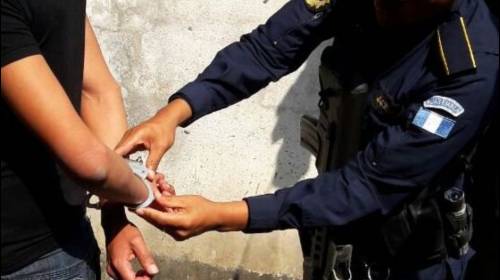 Capturan al c&oacute;mplice de la mujer sicaria de Ciudad Quetzal 