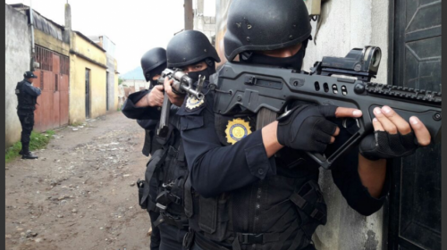 Fingió su secuestro y envió fotos para presionar a sus familiares