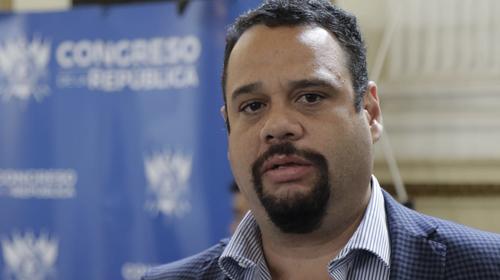 Diputado de FCN denuncia a ministro por amenazas de muerte