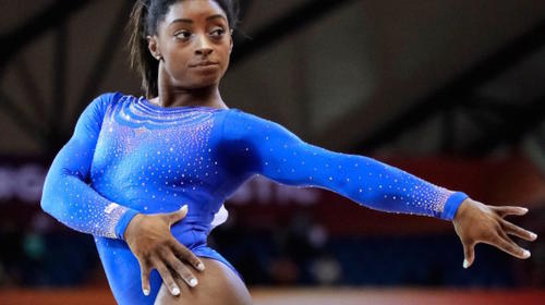 Hermano de la gimnasta Simone Biles detenido por triple asesinato