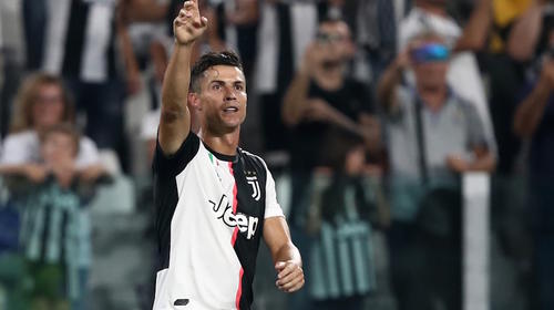 &iexcl;Imperdible! Cristiano Ronaldo se burla del VAR en su celebraci&oacute;n