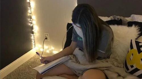 Castigo de un padre a su hija adolescente se hace viral 