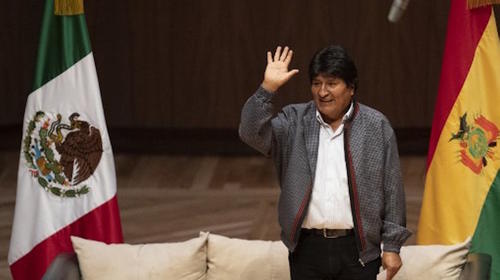 Evo Morales deja M&eacute;xico y realiza "viaje temporal" a Cuba