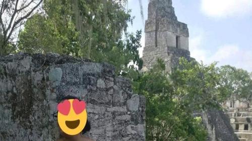 Investigar&aacute;n a mujer que se desnud&oacute; en el parque Tikal