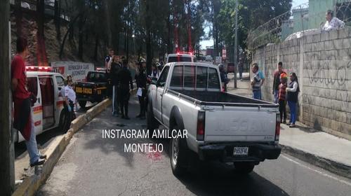 Acababa de salir de un banco y lo balearon en la calzada San Juan
