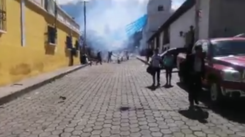 Bomba explota en el suelo y deja varios heridos en Ciudad Vieja