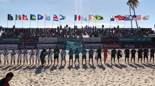 Construyen la primera cancha oficial de f&uacute;tbol playa en Guatemala