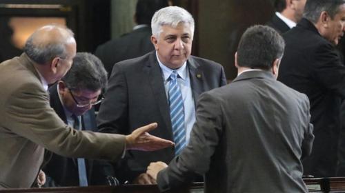 Hospitalizan de emergencia a diputado Armando Melgar Padilla