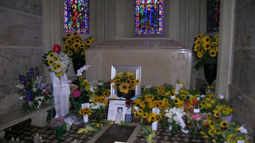 Así luce la increíble tumba de Michael Jackson 