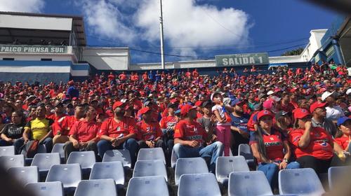 Minuto de silencio en el Clásico por víctimas de Gualán
