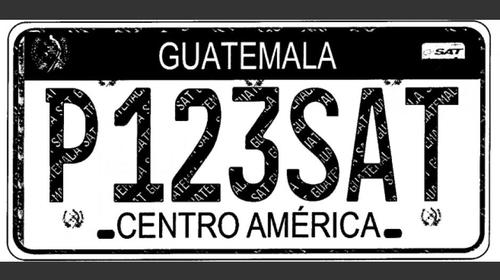 ¿Qué pasó con las placas para vehículos que comprará la SAT?