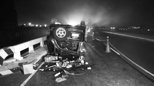 Mujer muere luego de aparatoso accidente en Palín, Escuintla