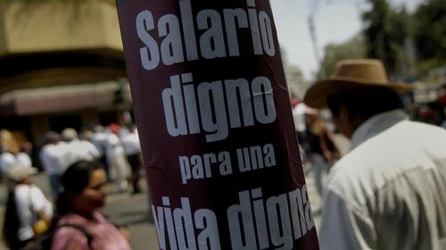 Así justificó el Gobierno el pequeño incremento al salario mínimo