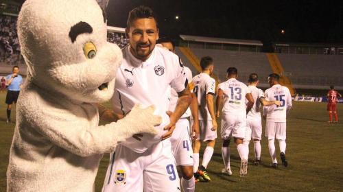 Carreño prefirió los Cremas antes que jugar Copa Libertadores