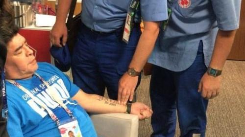 Diego Maradona fue ingresado de urgencia a un hospital 